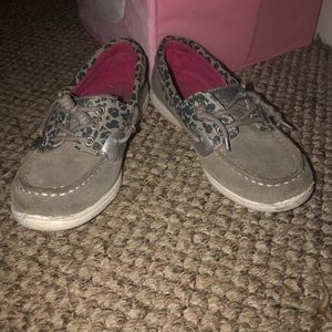 Girls size 3 sperrys